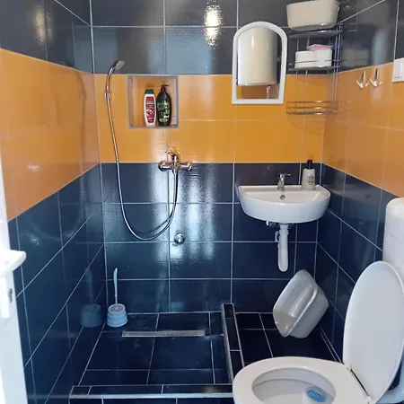 Apartment Azra